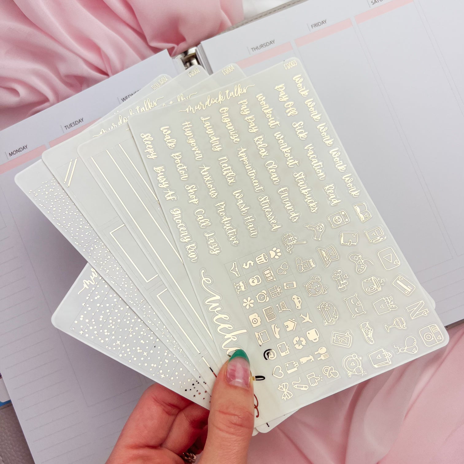 Minimal Lines || Light Gold Foil