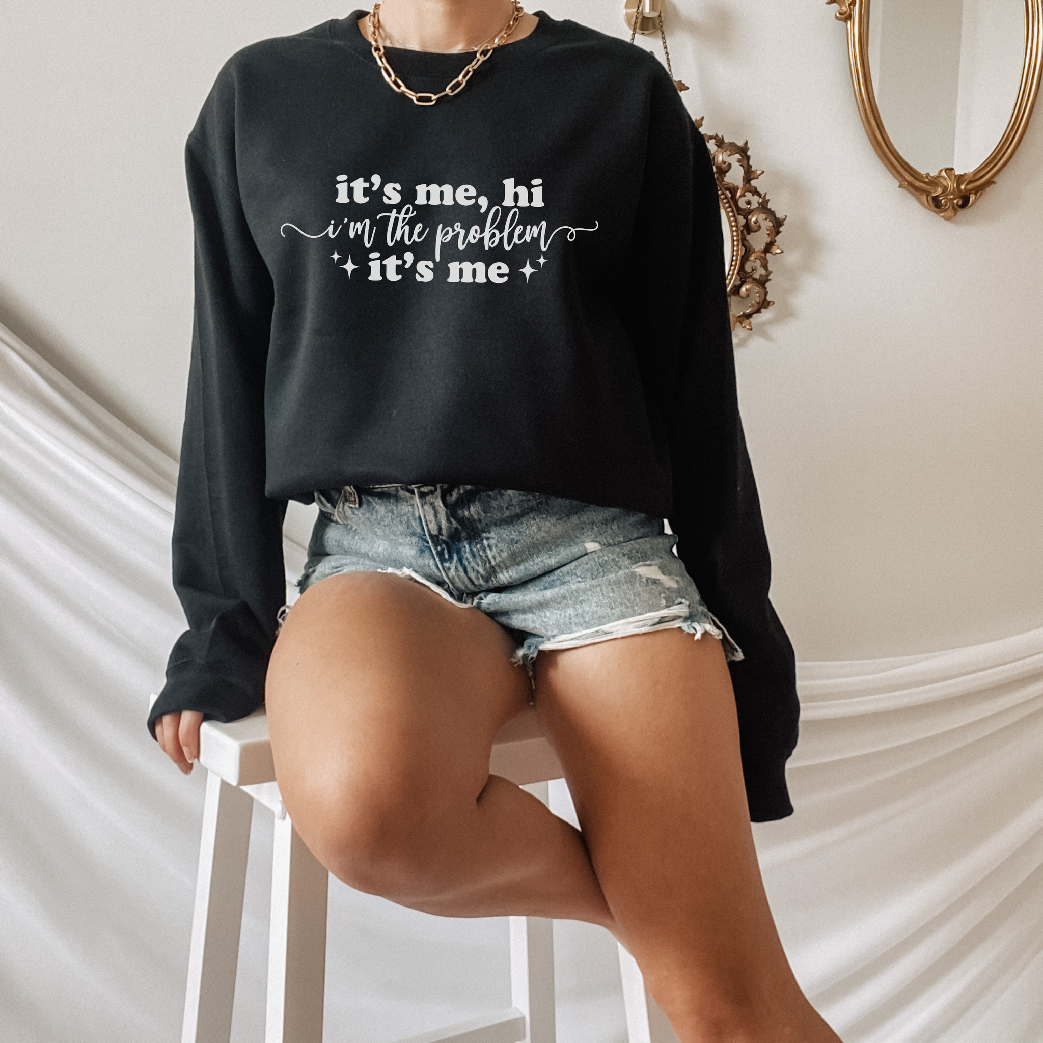 It's Me || Unisex Crew Neck Sweater